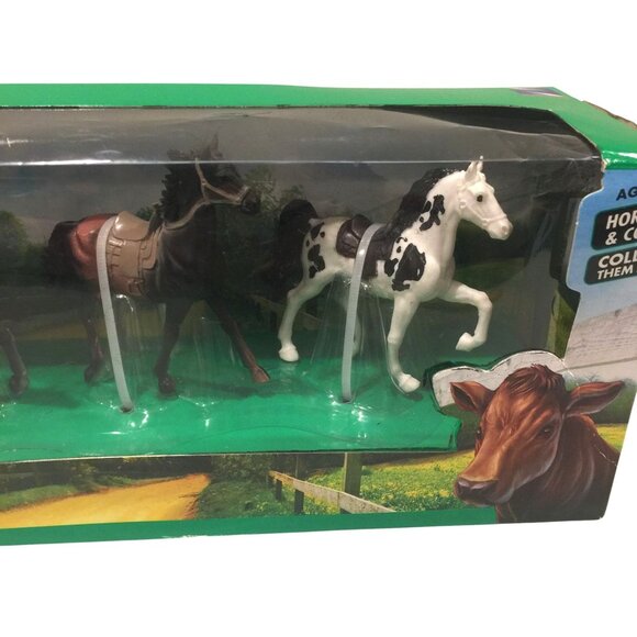 New Ray Country Life Set of 4 Horses - Picture 3 of 5